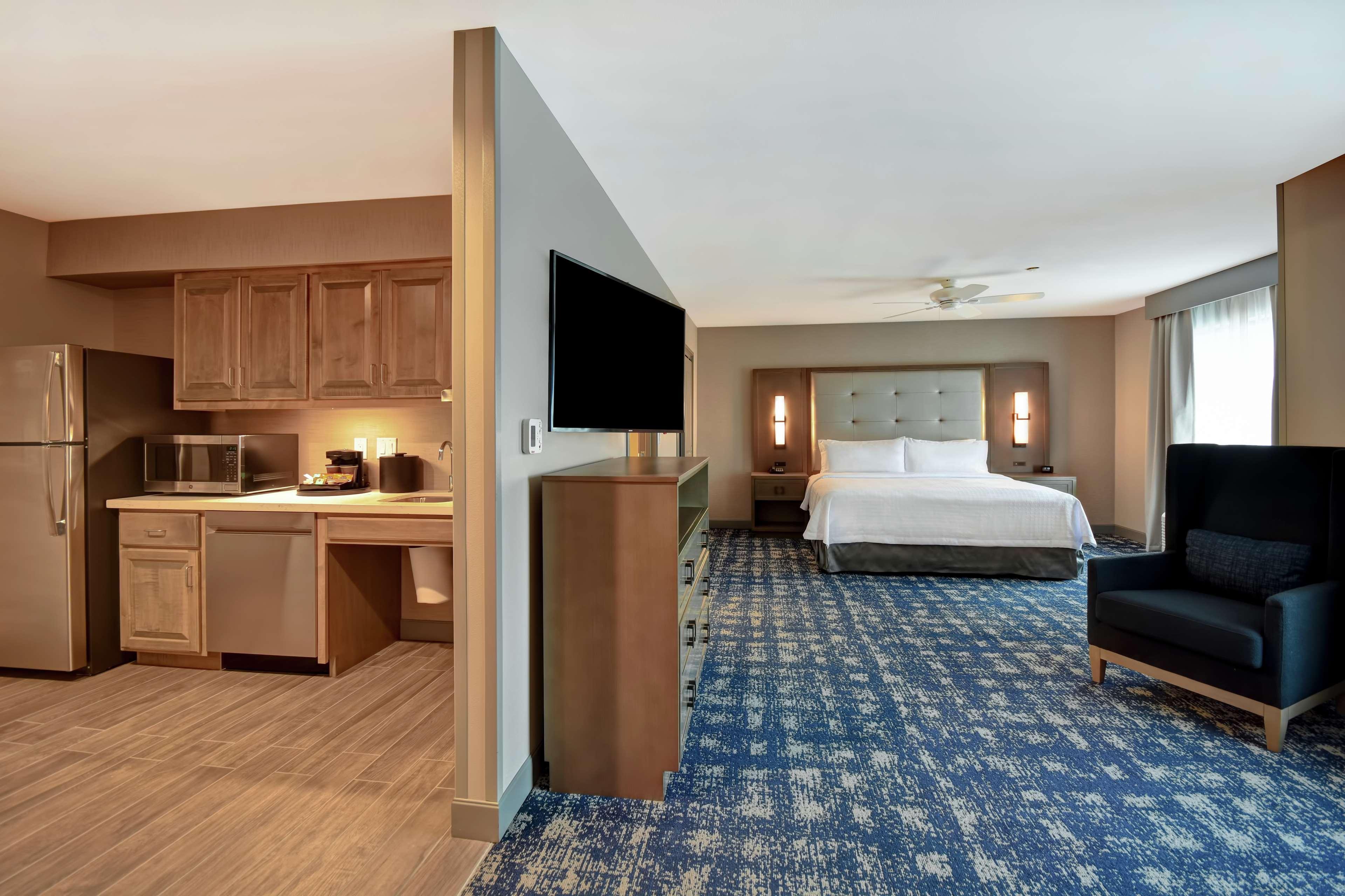 Homewood Suites By Hilton Orange New Haven Bagian luar foto